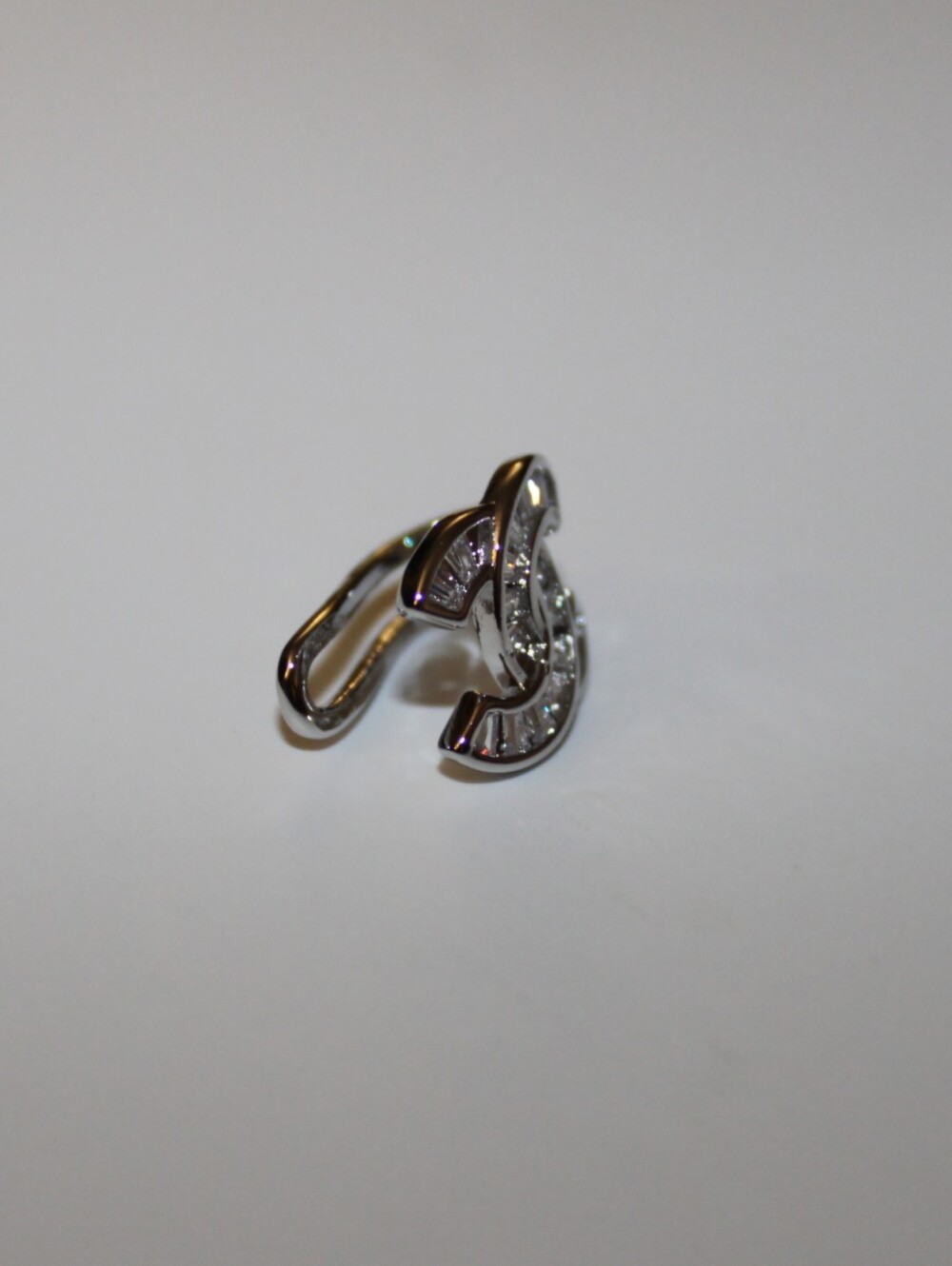 Celestial Luxe Ear Cuff - Picture 3 of 5